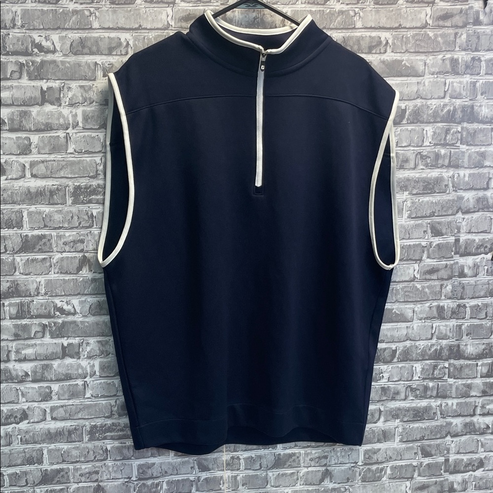 Footjoy
Men's Blue Sleeveless Sweater with White Trim